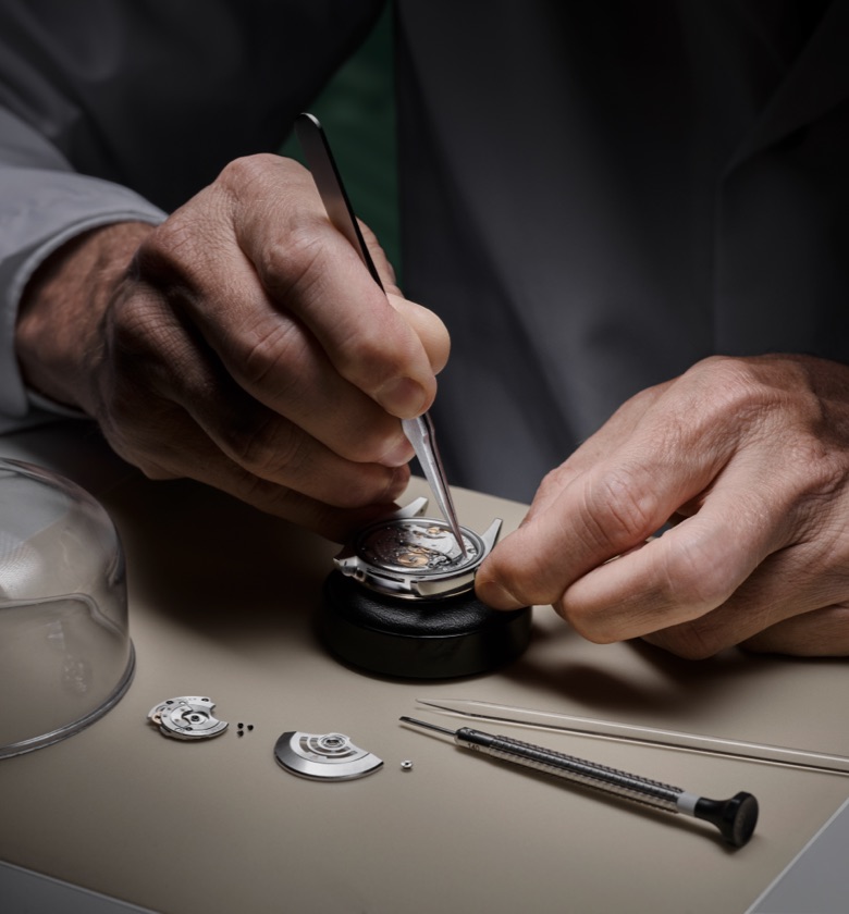 Servicing your rolex - Srichai Watch